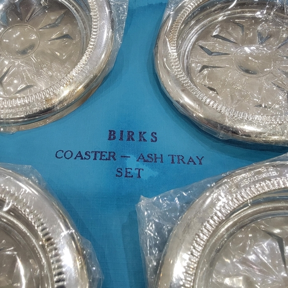 Birks Vintage Coasters Set of 4 in Original Box Glass & Silver Plate / Ashtrays - Picture 4 of 16